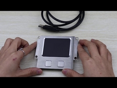 صفحه لمسی صنعتی با درجه IP65، نصب شده روی پنل از جنس استیل ضد زنگ